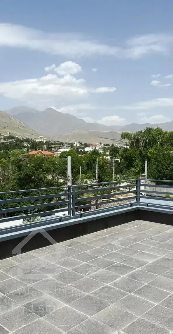 ویلایی ۹۲۰ متری نارون