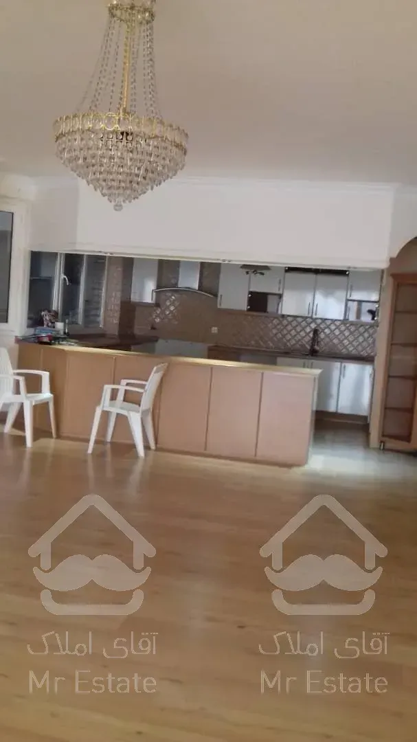 آپارتمان ۱۷۵ متری سعادت آباد