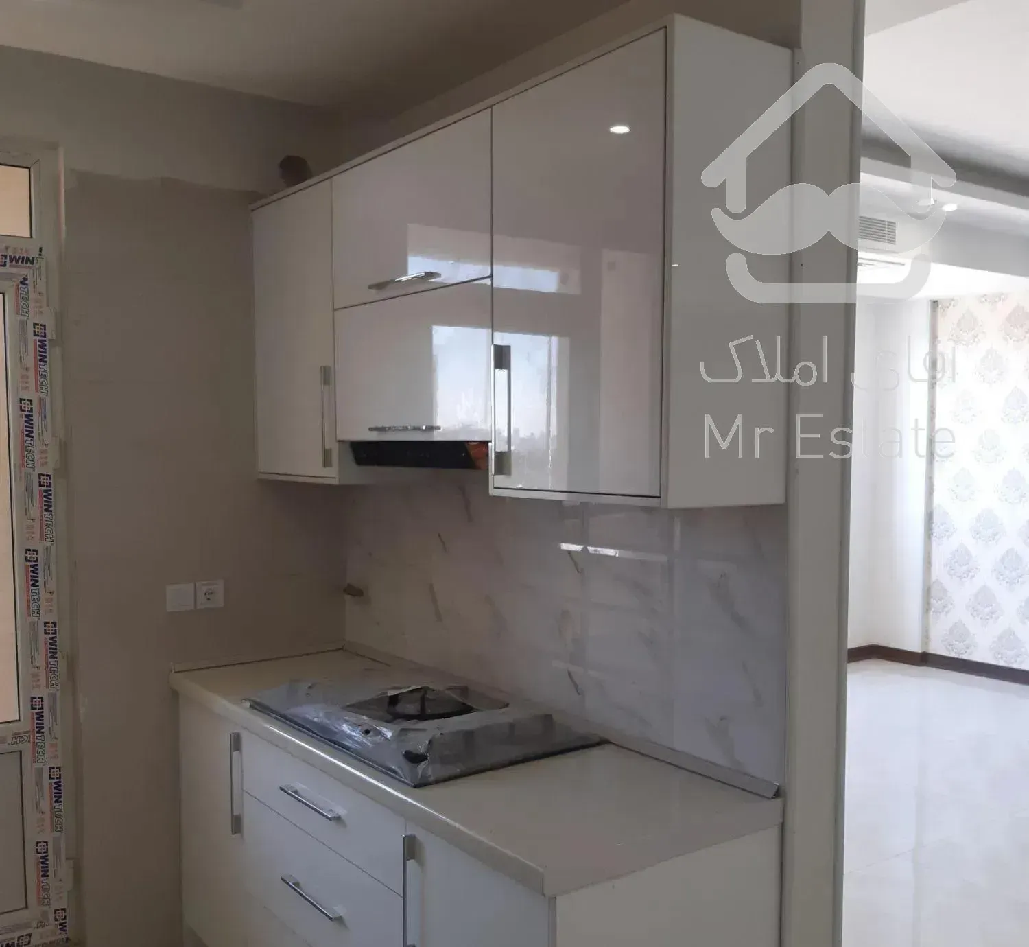 ۱۸۰ متر/نوساز/ پاسداران/پروژه رزیدنتال رونیکاپالاس