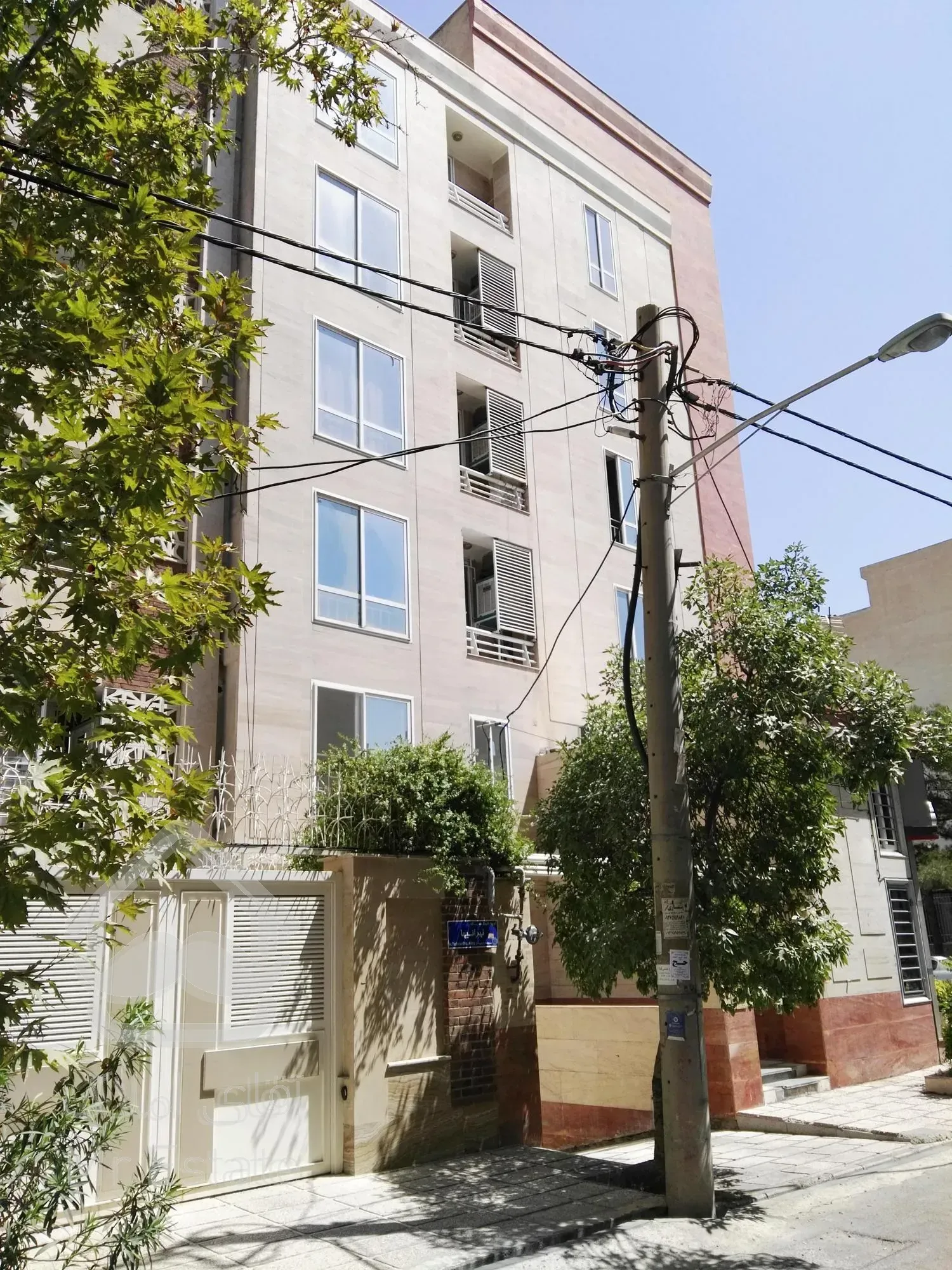 خرید آپارتمان دو خواب بلوار فردوس شرق