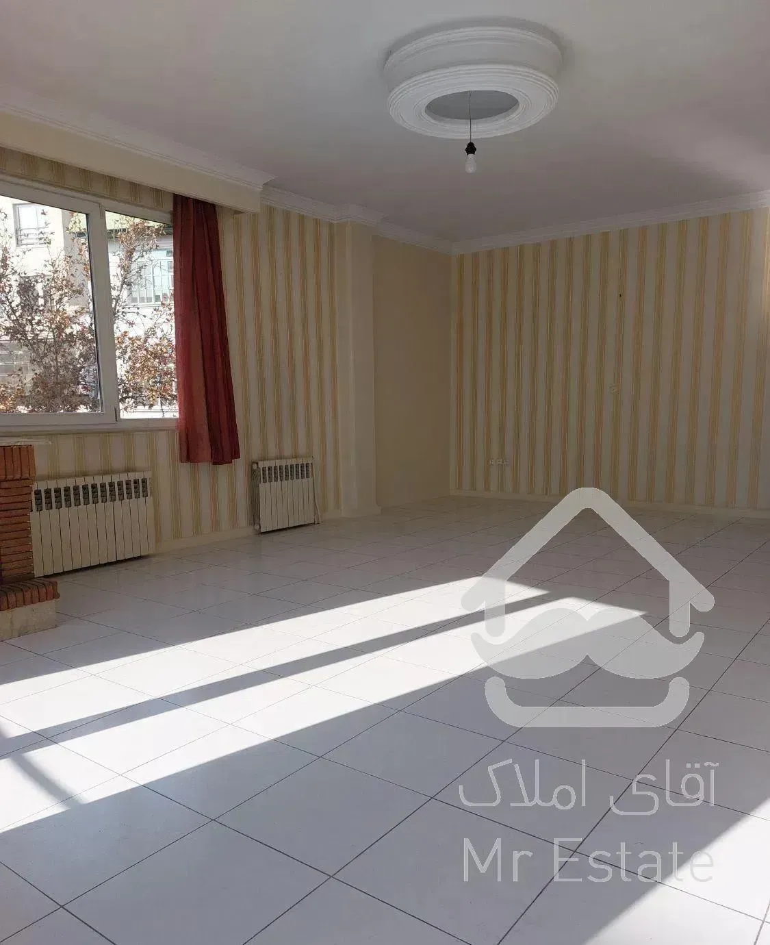 آپارتمان ۱۳۰ متر سه خواب فول بازسازی