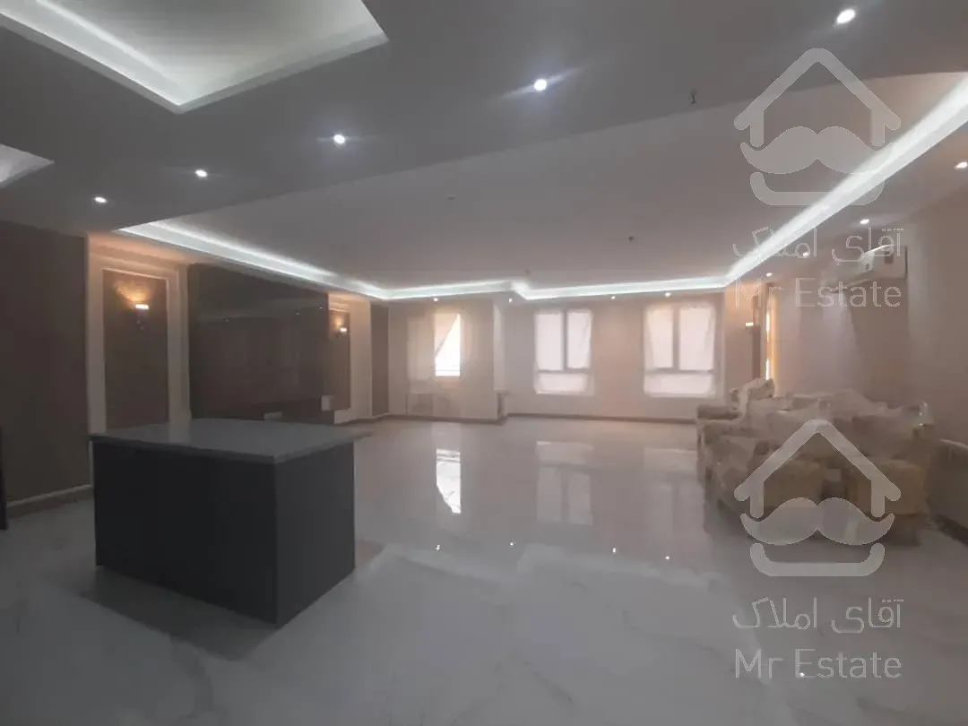 اجاره و رهن آپارتمان ولنجک 175  متر اکازیون