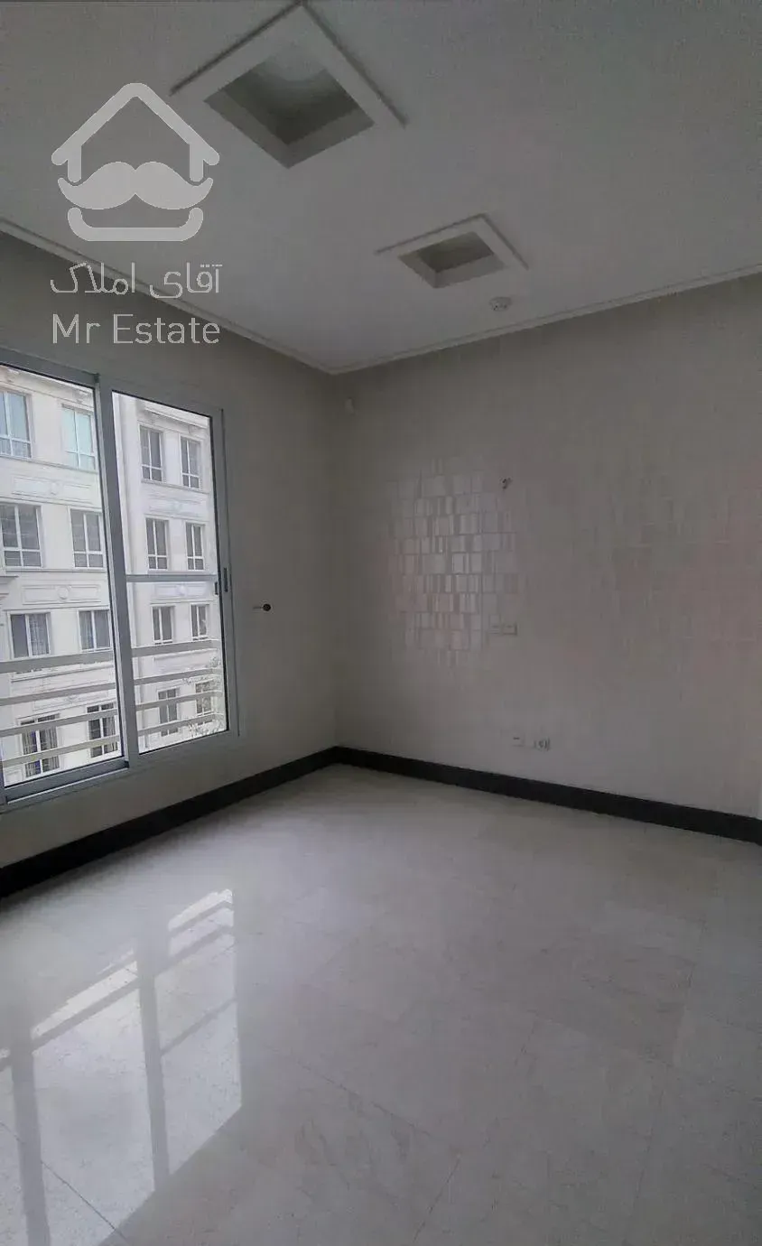 فرشته آقابزرگی۲۸۲متر۴خواب ۲پارکینگ فول امکانات