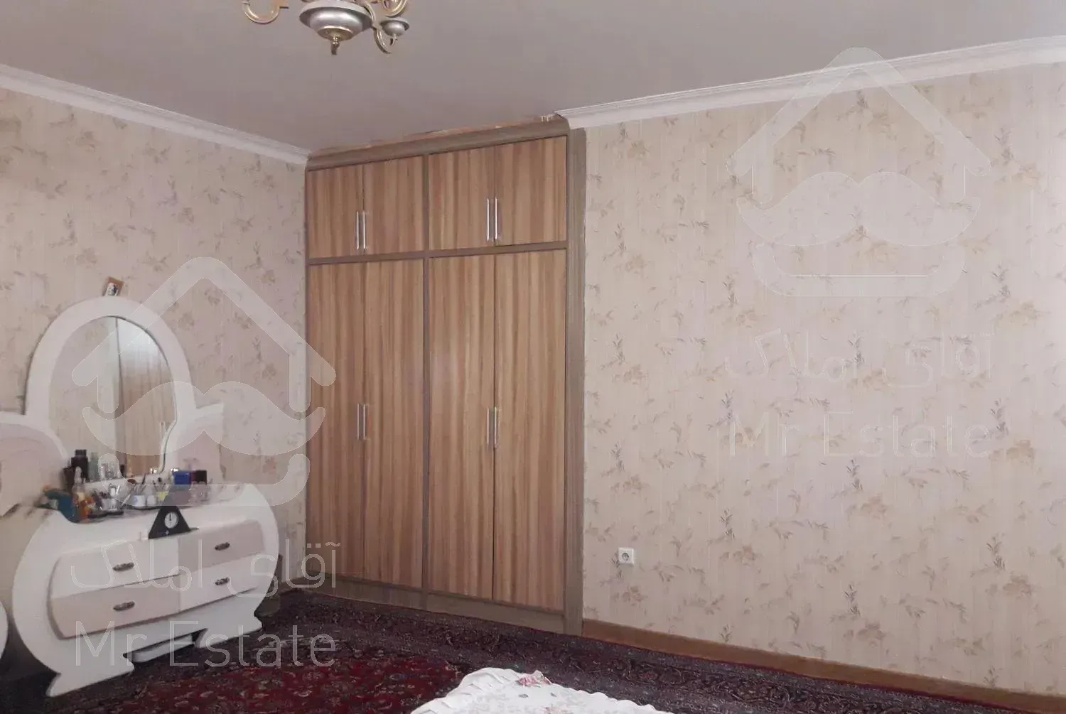 آپارتمان مشتاق دوم ۱۵۶ متر ویو سرسبز