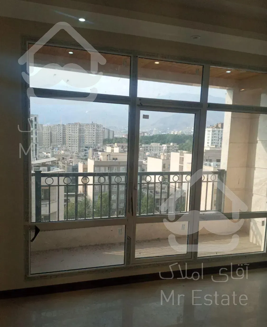 آپارتمان134متر.3خواب فول امکانات شیان ازگل هروی