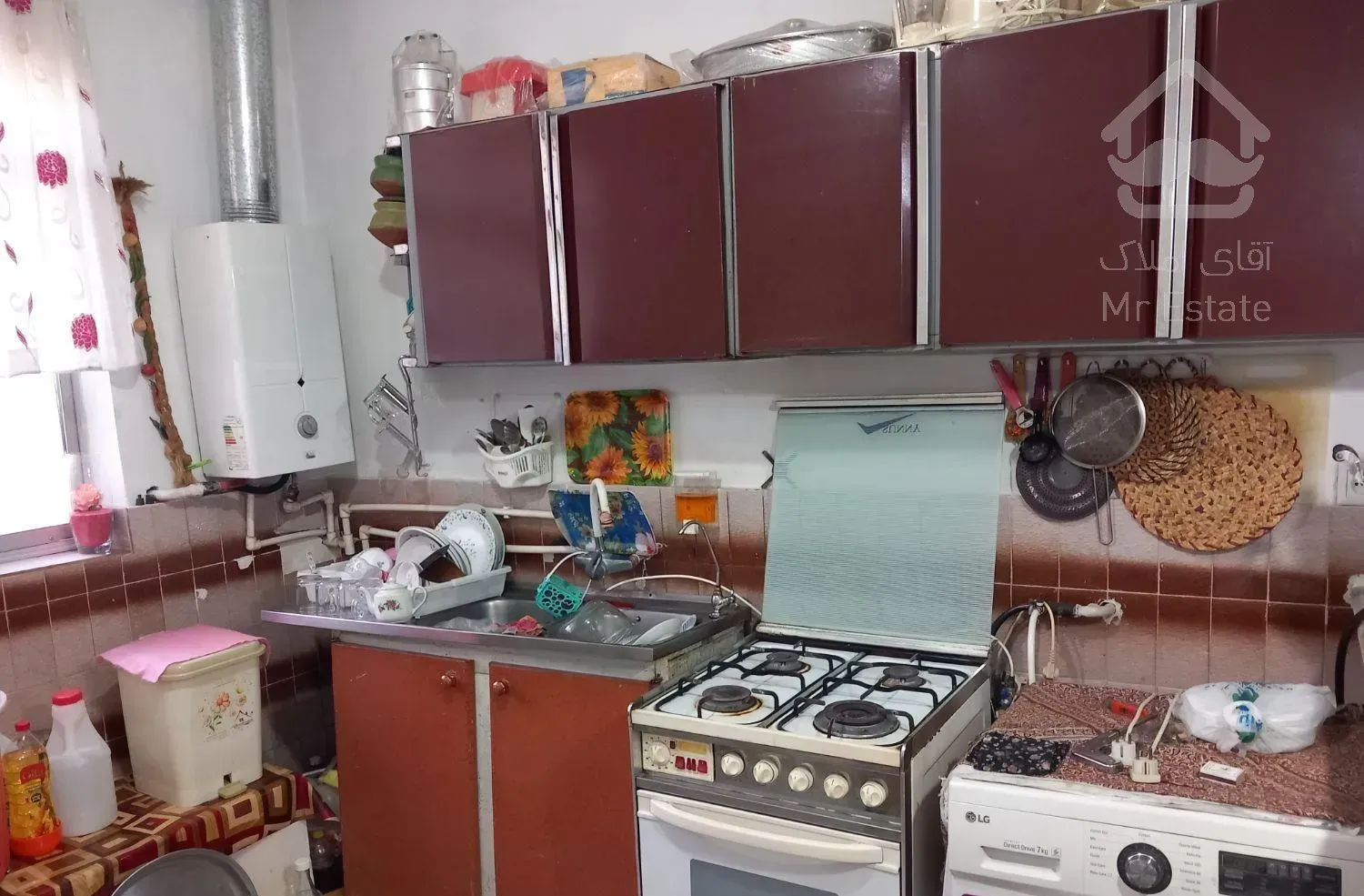 خانه ویلایی حیاط دار با مغازه کوچک