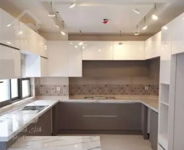 ۱۵۰ متر شخصی ساز