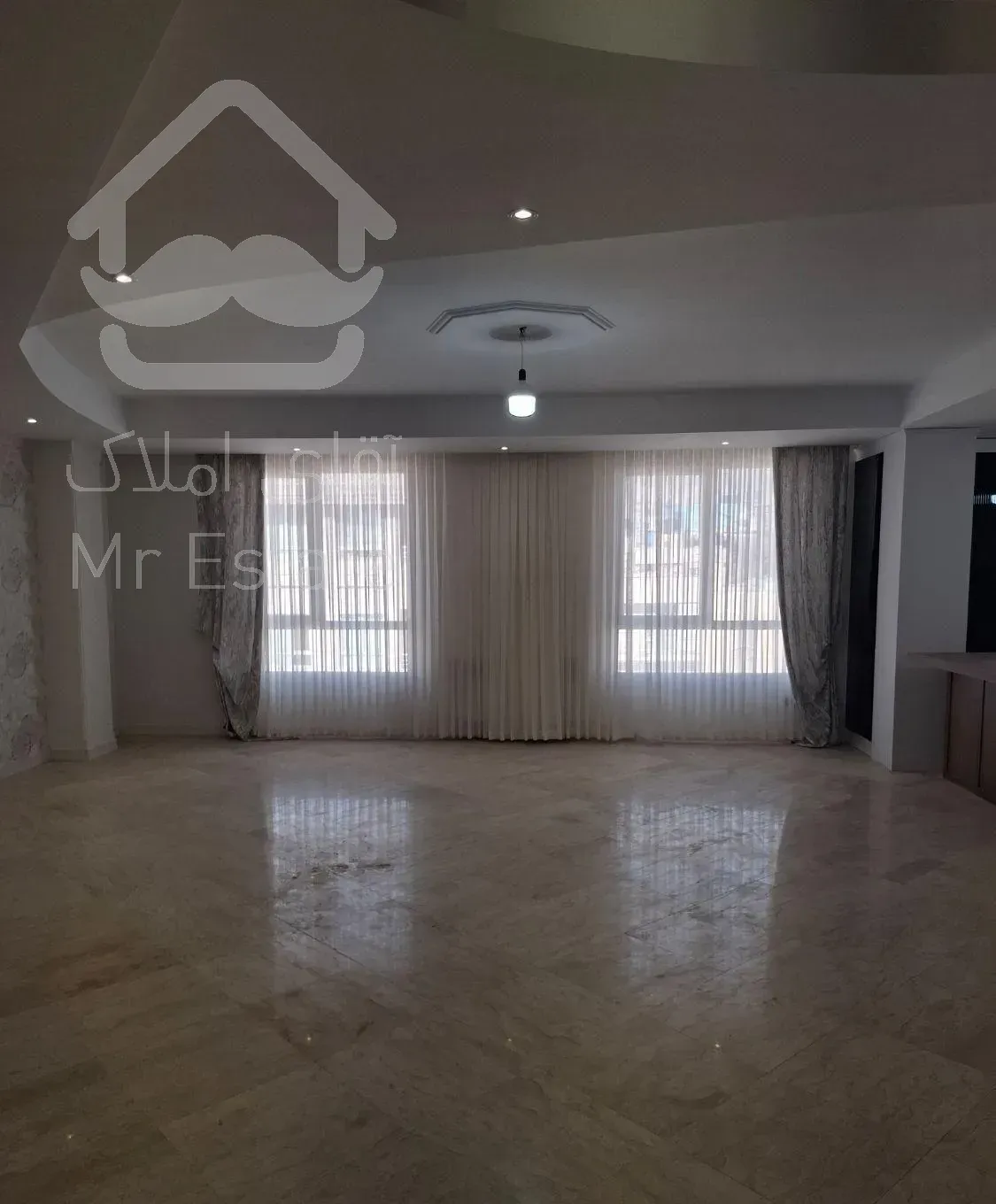 ۱۵۰ متر* تک واحدی* تاپ لوکیشن همیلا * غرق نور