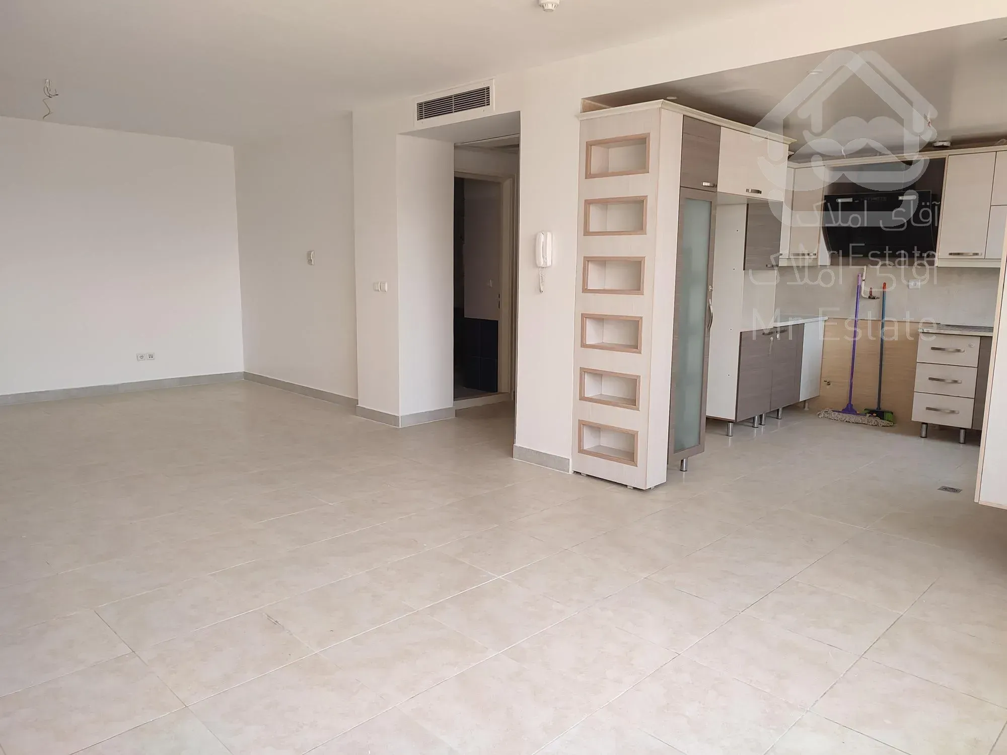 ۱۲۰متری ۳خوابه واقع در  برج عرفان***