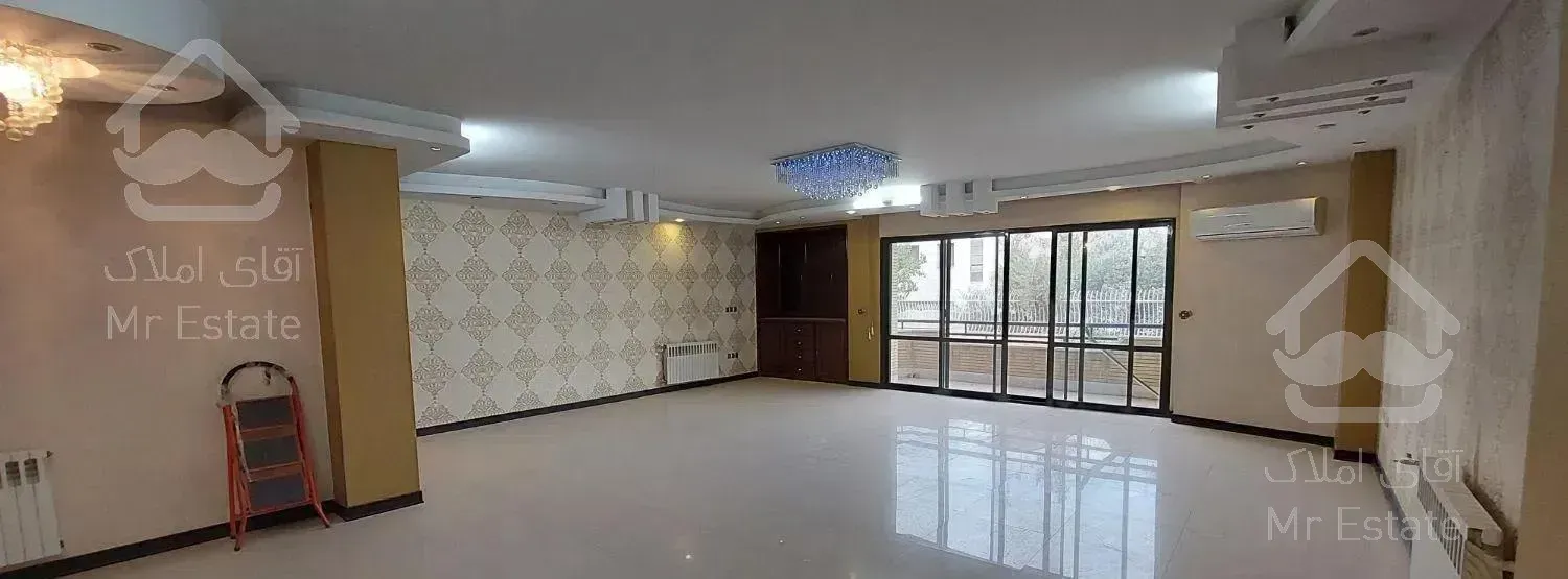 ۱۷۴ متری ۳ خوابه میدان جمهوری