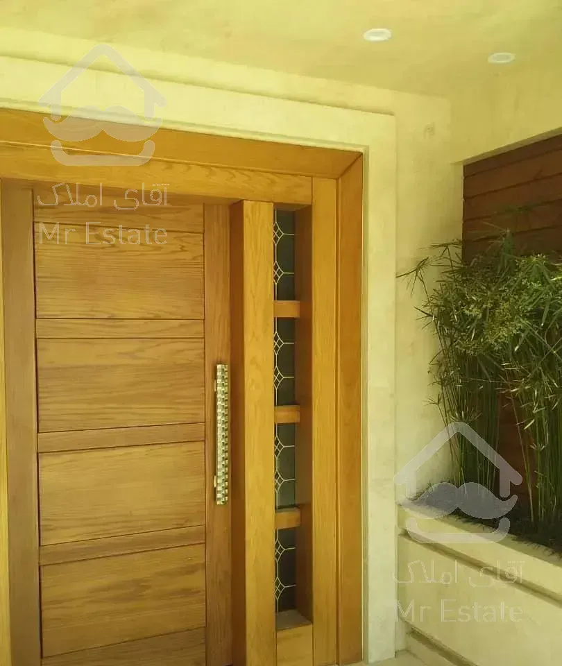 122متر/نوساز/نفت/2پارکینگ سندی/روبه آفتاب