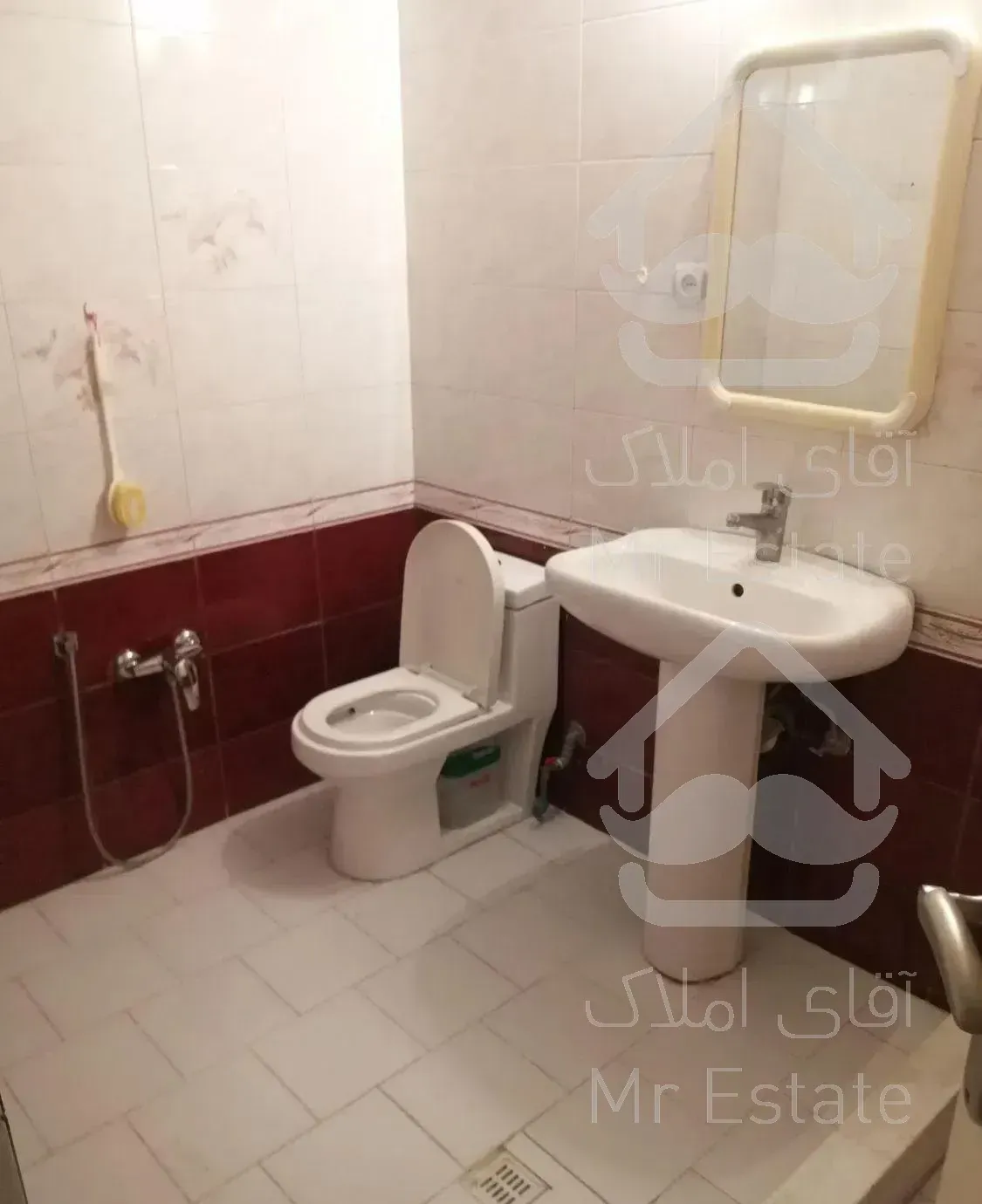 آپارتمان اندرزگو 140 متر