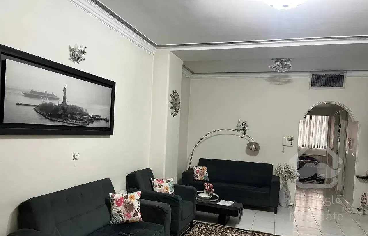 ۷۵ متری ۲ خوابه طبقه اول دریان‌نو