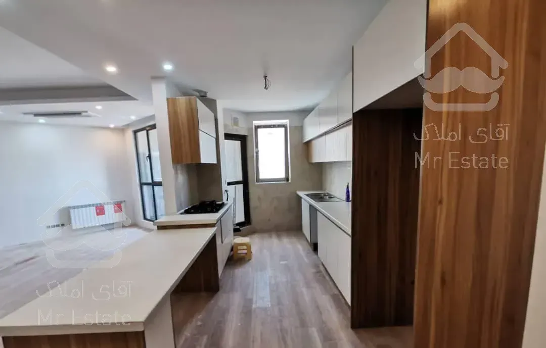 فروش ۱۱۲ متر در برج منطقه 22 دریاچه چیتگر