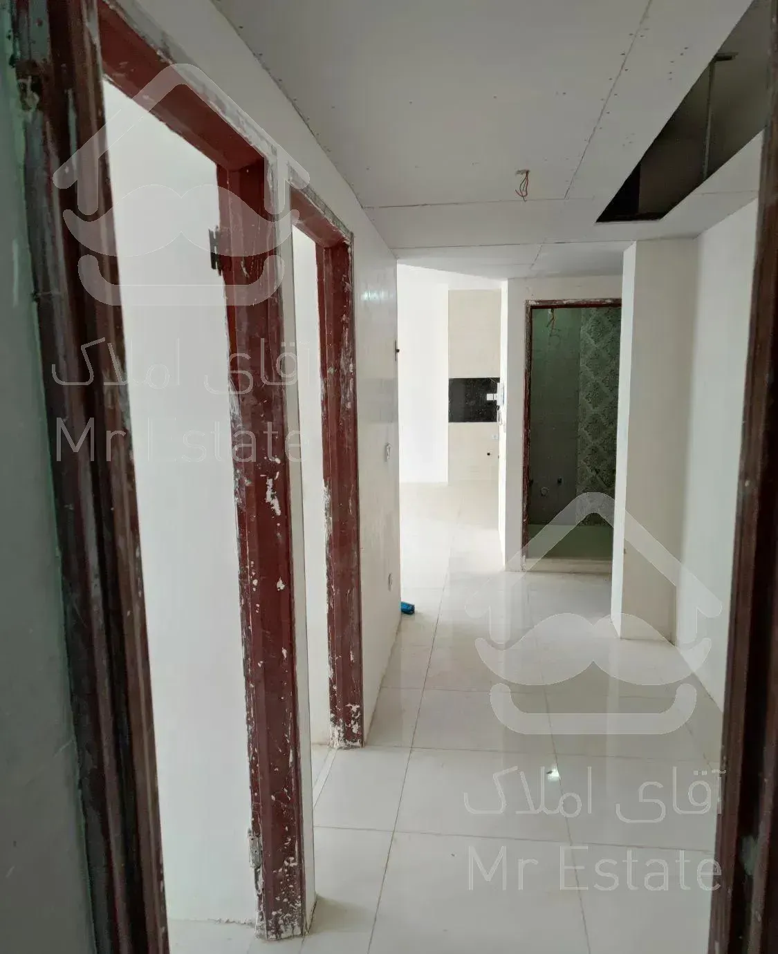 آپارتمان ۹۰متری طبقه ۱(گرمایش کف)(فاز۱)شهرک سیمرغ