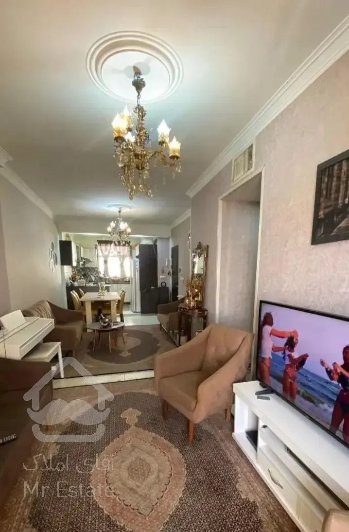 ۷۰ متر/۱۰ ساله/طبقه ۵/خوش نقشه/زیر قیمت فروش فوری