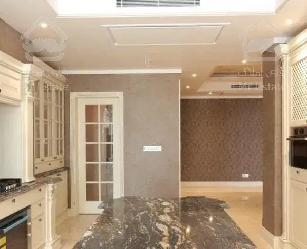 خرید آپارتمان 300 متری سنبل فرمانیه