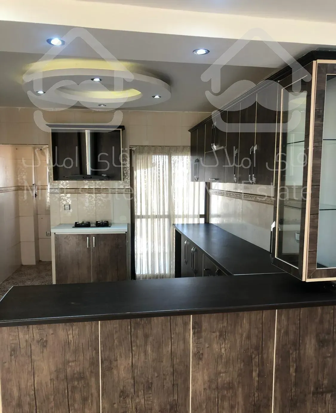 ۹۲ متر واحد آپارتمانی واقع در خیابان کشاورز، نور