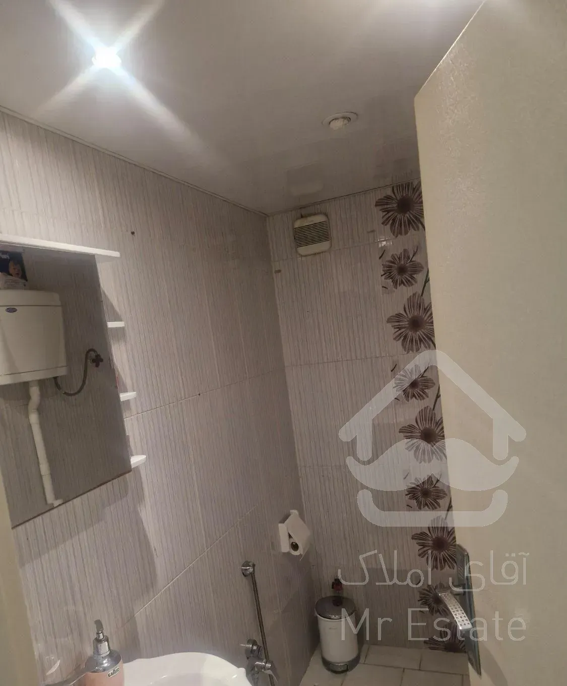 ۷۳متررو ب آفتاآب ط۲ ویلاشهر سروازاد چیتگر فول