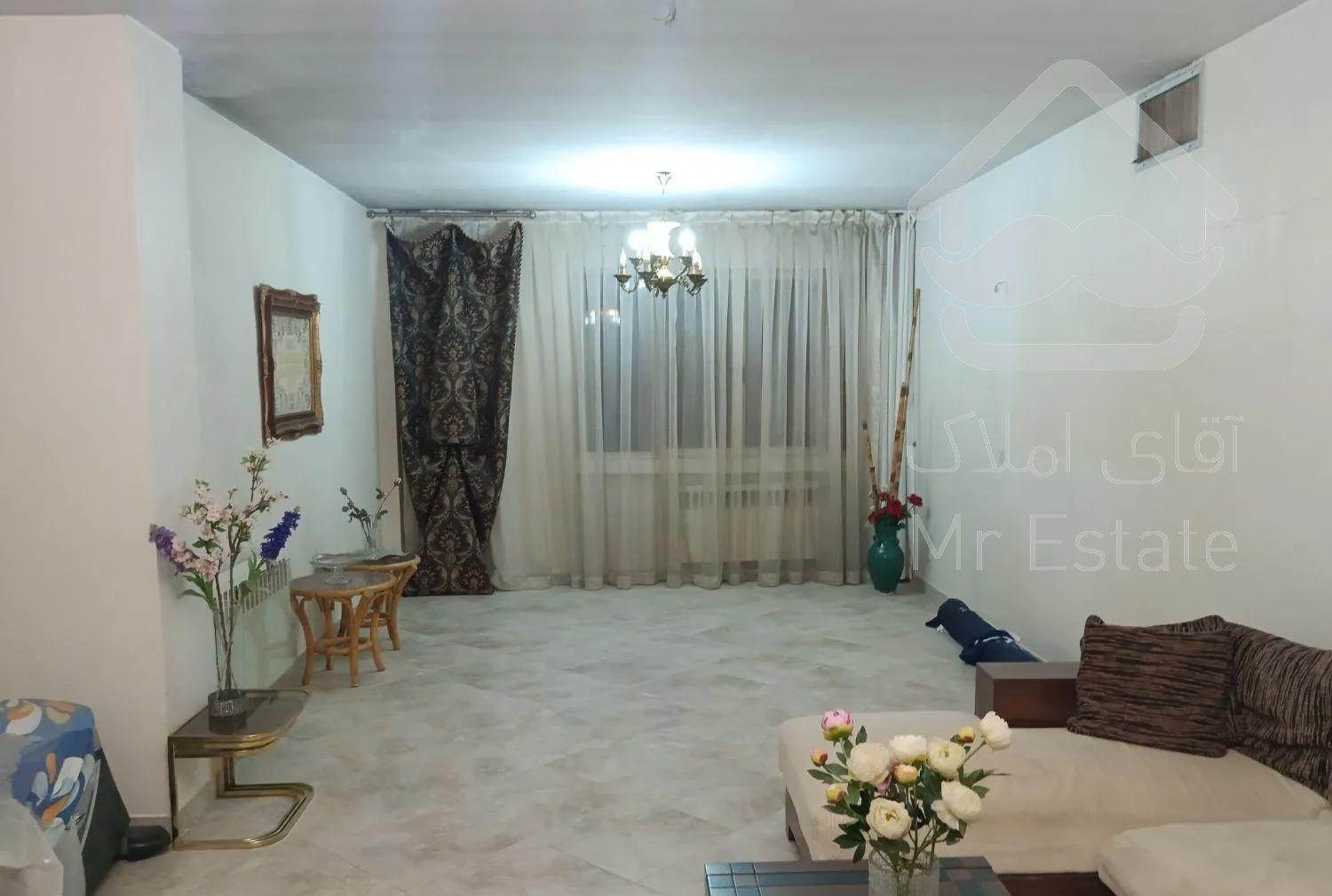 شهرزیبا ۱۲۴متر دو خواب غرق نور