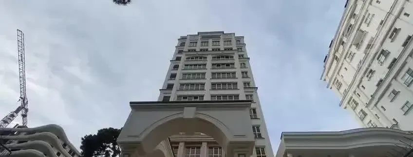 محمودیه 252متر کلاسیک/فول مشاعات/3پارکینگ/ویو سبز