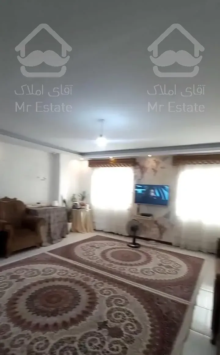 آپارتمان//۹۲متری//سند تک برگ