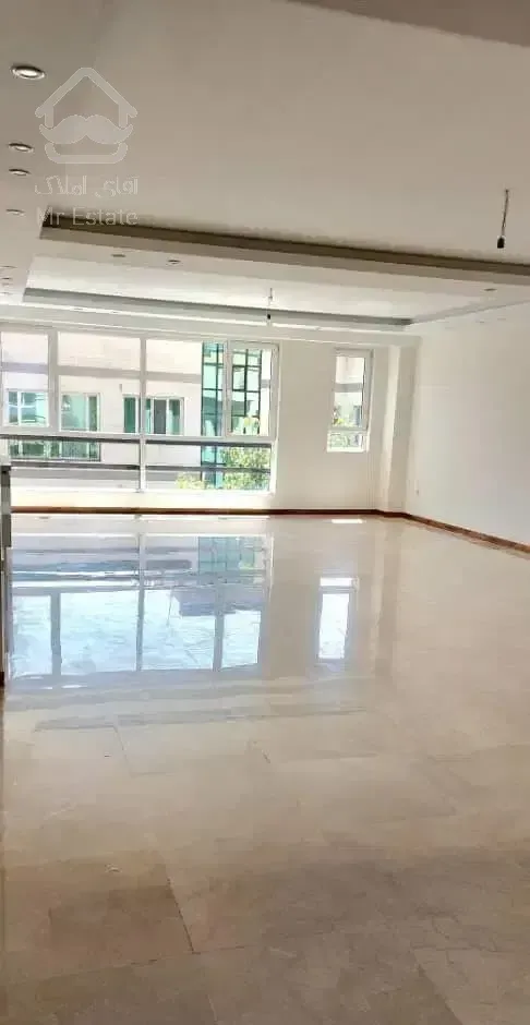 ۱۳۰ متر سه خواب لابی تراس فول امکانات پارک قیطریه