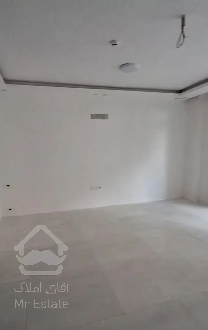 ۱۱۵متر/مستر/ مابین فلکه‌آبی و چهارراه بازار