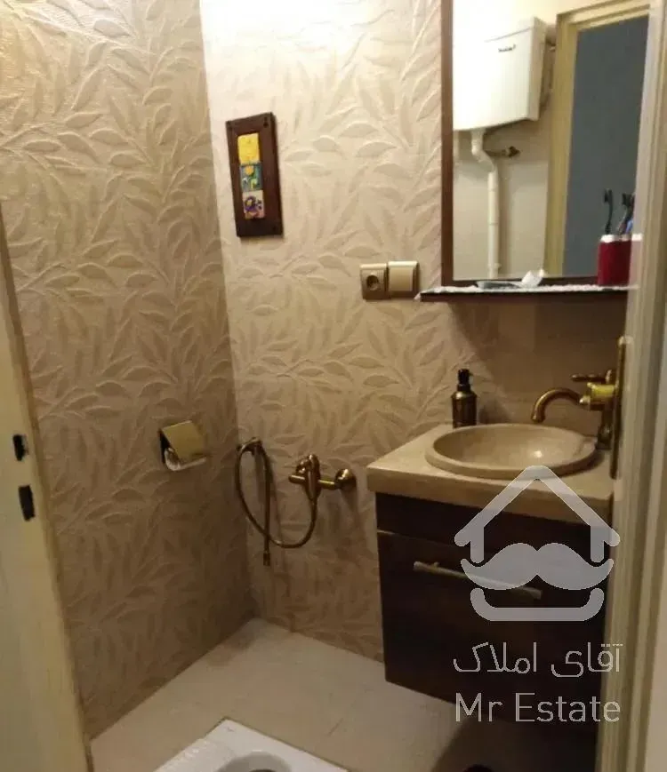 آپارتمان 210متر سه خواب،سند تک برگ،لوکیشن ثارالله