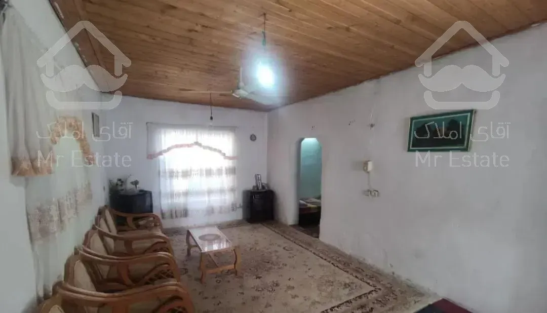 ویلای نعمتی باغچه کوچیک و جنگلی