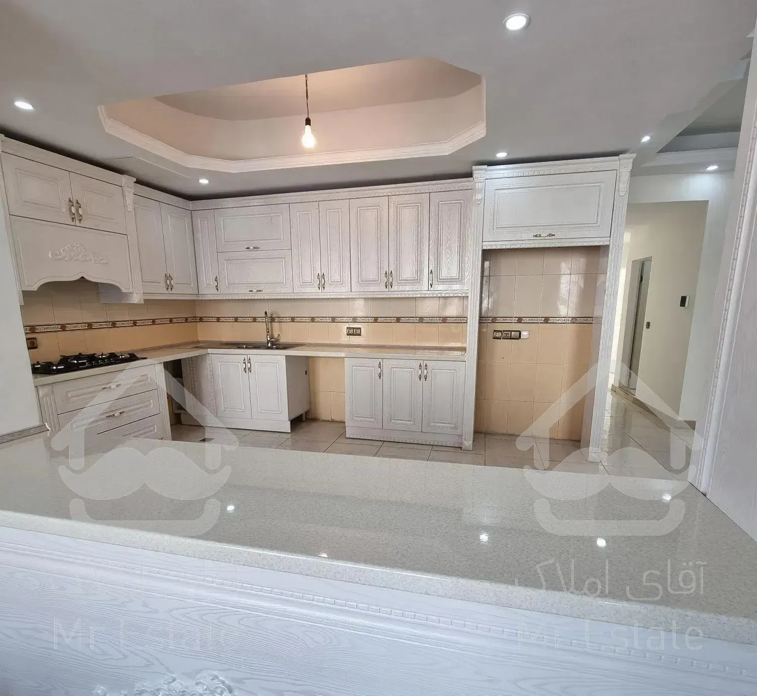 ۱۵۵ متر سه خوابه ازگل **برج گل رز**