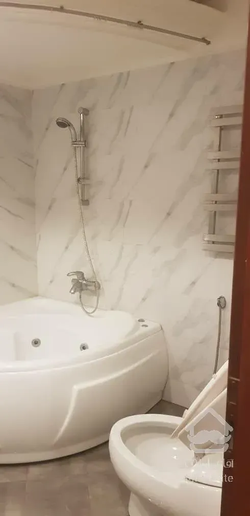 رهن و اجاره 224 متر فرمانیه غربی