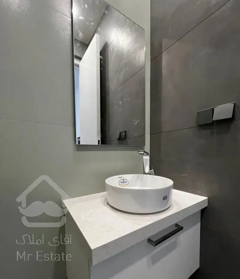 آپارتمان ۲۳۳ متری نوساز کلید نخورده بهترین فرعی