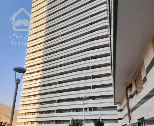 ۱۴۵متری برج جی ۳خوابه مسترداربالکن قابل چیدن