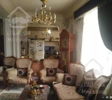 سعادت آباد ۱۲۰ متر ۳ خواب ۳ طرف نورگیر سند تک برگ