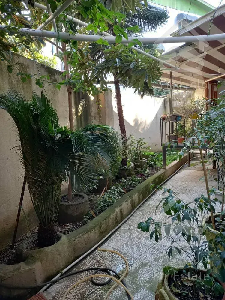 فروش 2طبقه خانه مجموع 260مترمربع