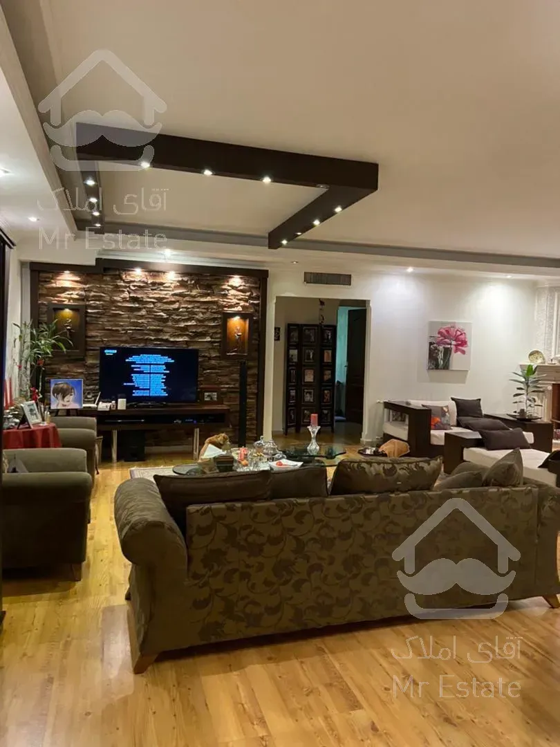 آپارتمان 145 متری بسیار لوکس در بهترین خیابان قیطریه