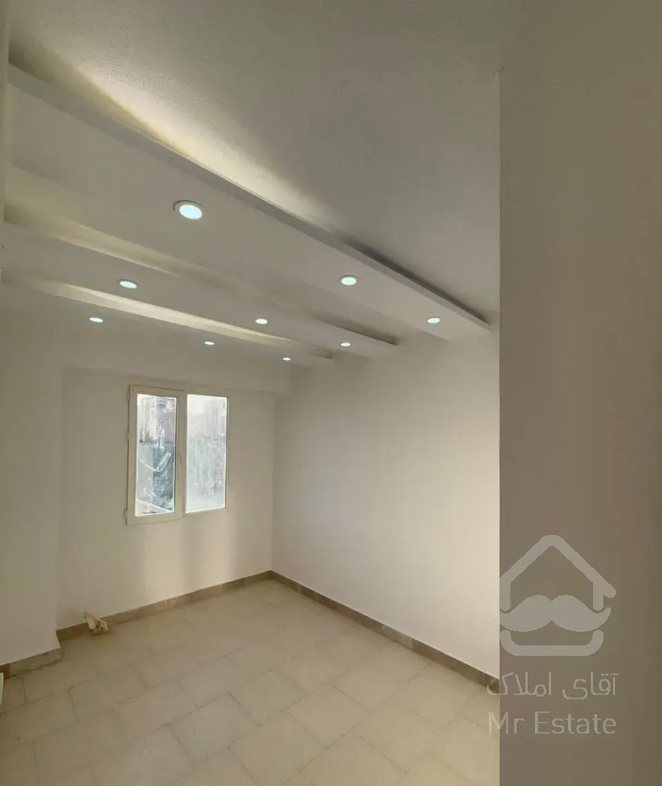 فروش واحد مسکونی فاز۴