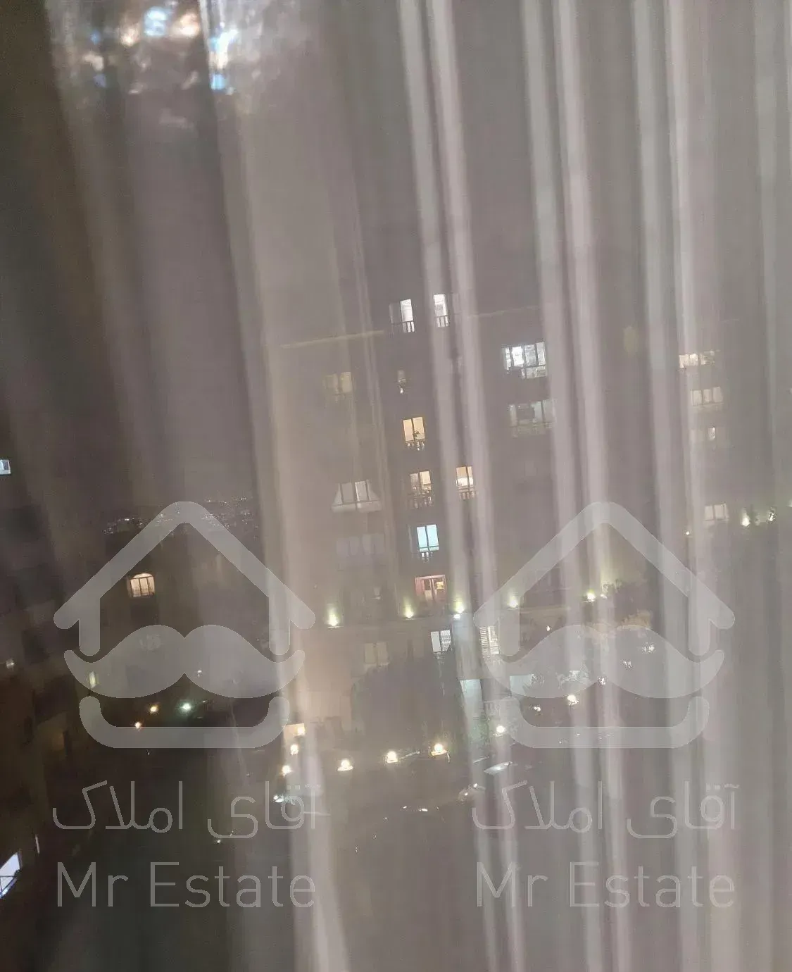 آپارتمان ۲۱۰ متری (دارآباد.افتخاری)