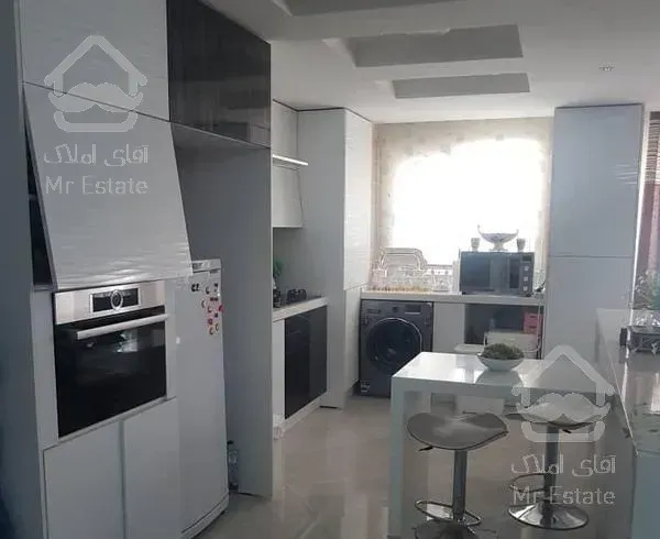 اپارتمان ۱۳۲ متری سعادت اباد،اسمان ها