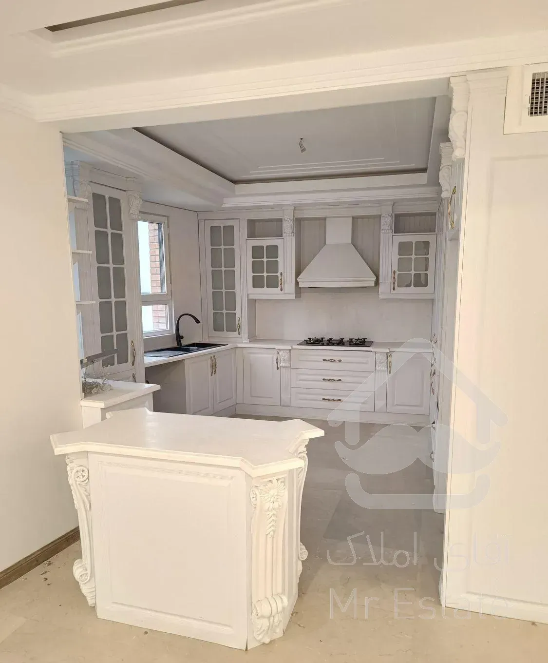 ۱۵۰ متر تاپ لوکیشن نیاوران