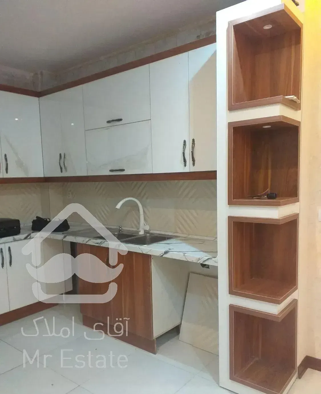 آپارتمان صد متری کاملا بازسازی شده