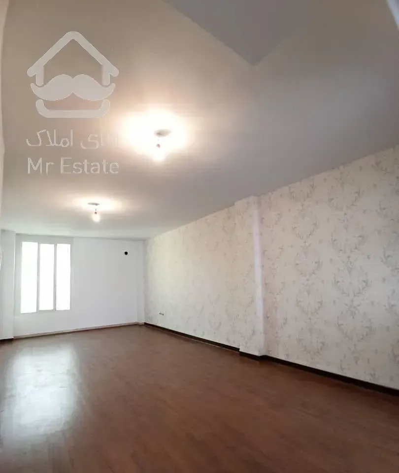 52 متر طبقه 2 روبنما