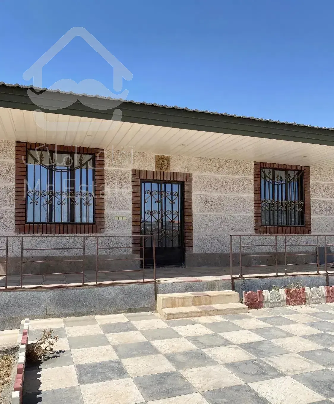 ویلا۵۰۰متری ۱۴۰متربنا انشعابات سنددار دماوند