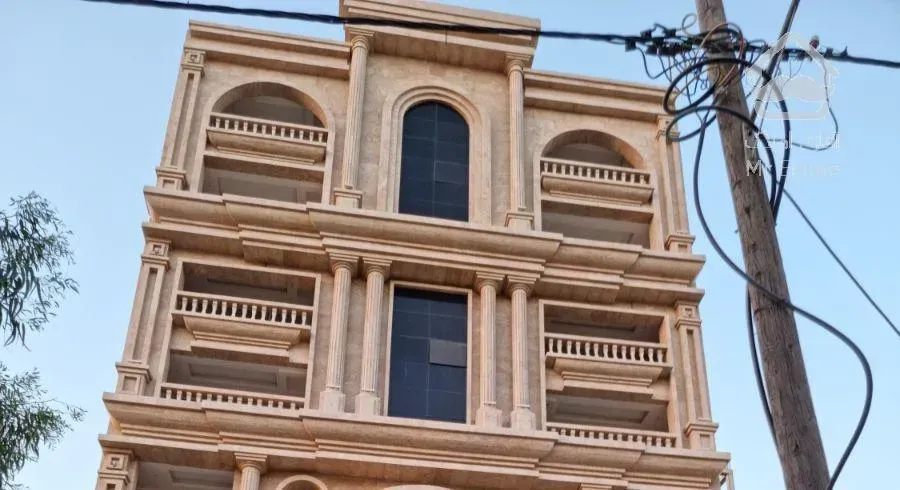 ۱۷۵متر کلید نخورده پهلوان غربی