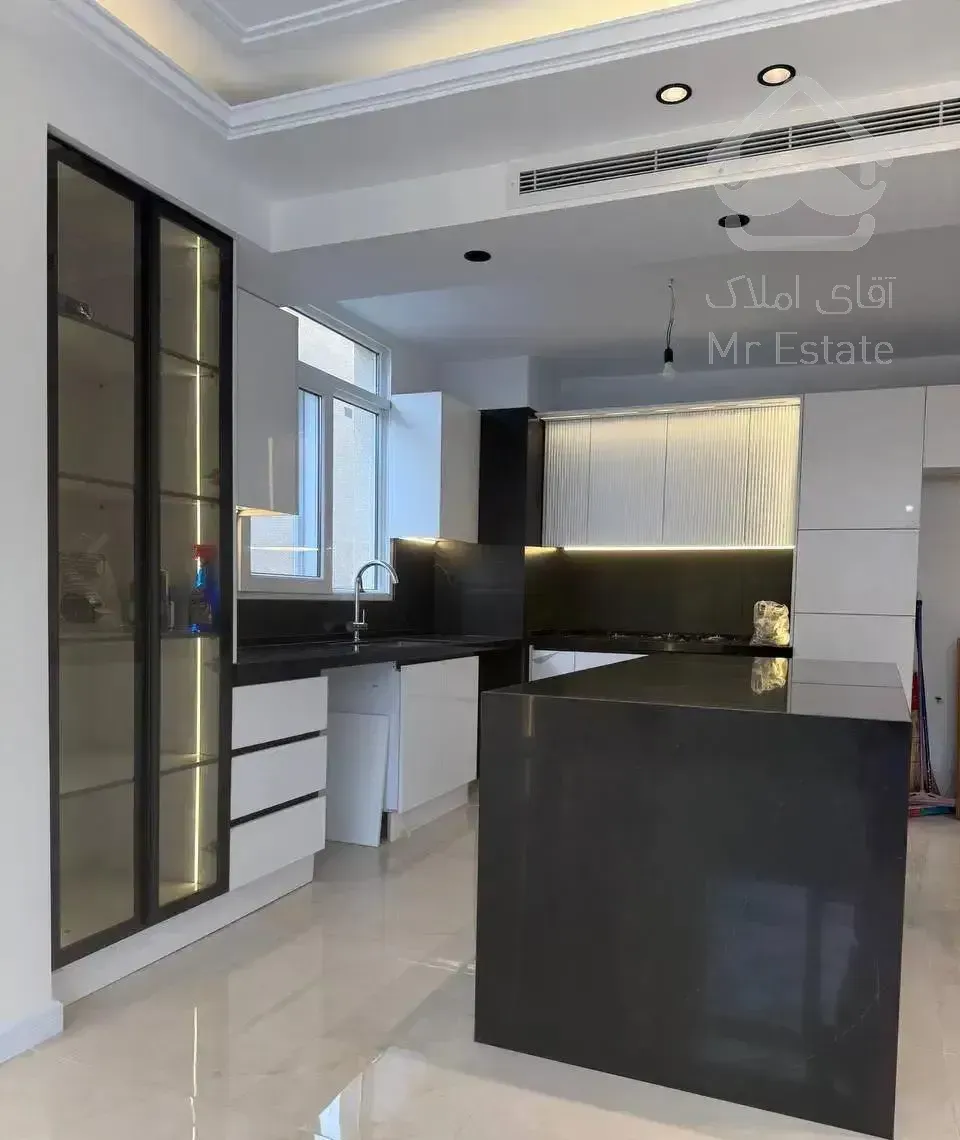 ۸۹ متر تهران ویلا/شمال پارک تهران ویلا/نوساز