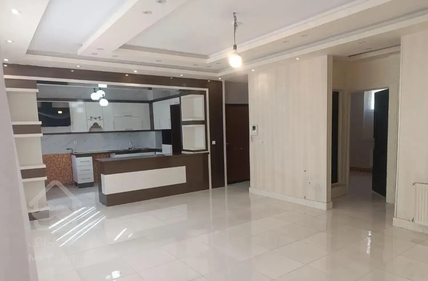 95متر طبقه دوم از چهار طبقه فول کامل