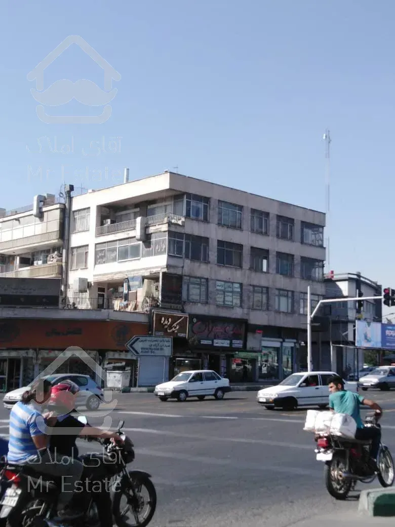 ۲۵۰ متر اداری در میدان توحید