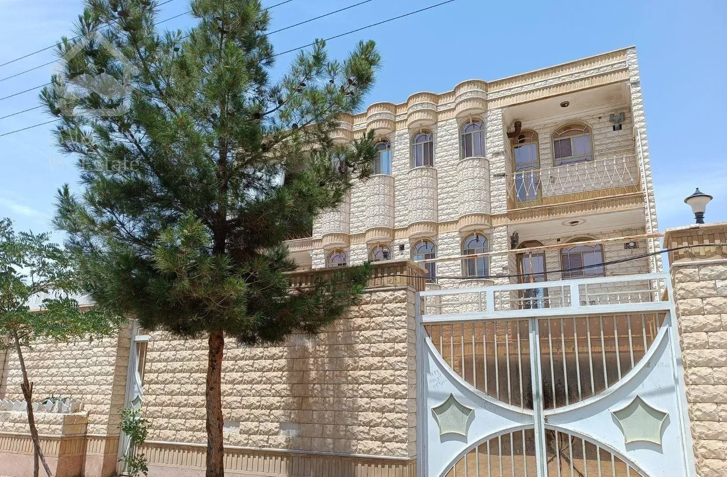 اجاره طبقه اول بوستان