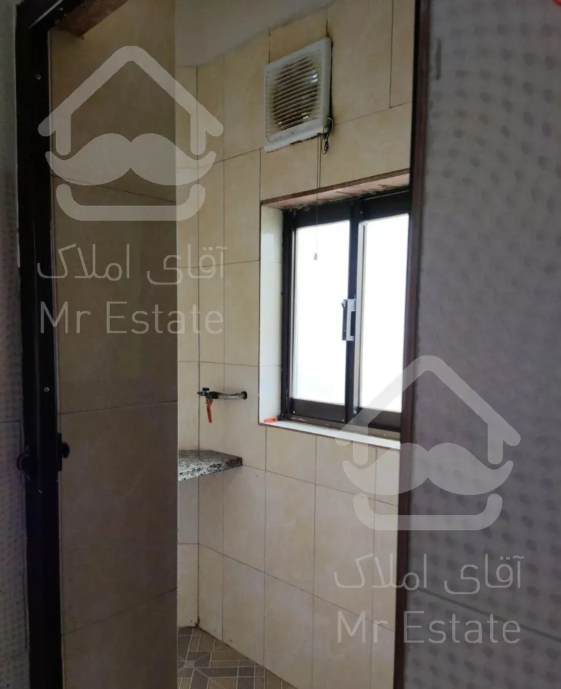 آپارتمان طبقه ی اول ۹۰ متری دوخوابه میدان هزارسنگر